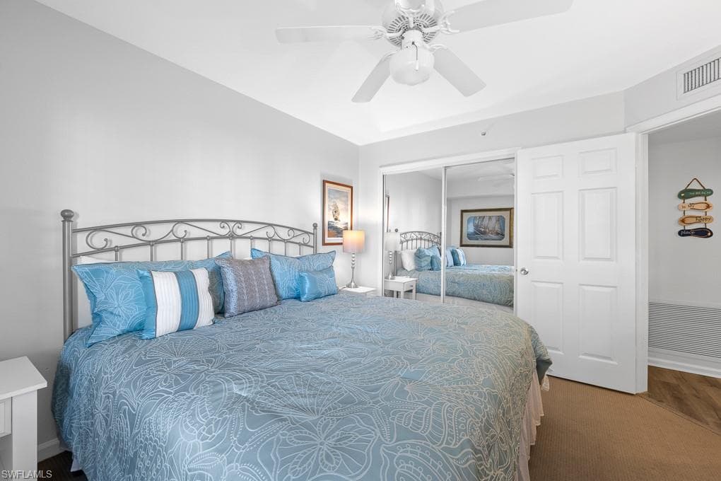 21 Bluebill Ave B905, Naples, FL 34108-10