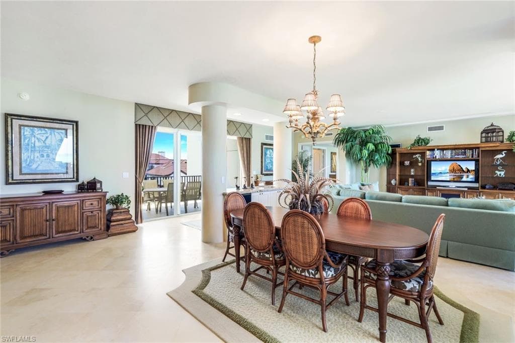 700 La Peninsula Blvd 401, Naples, FL 34113-10