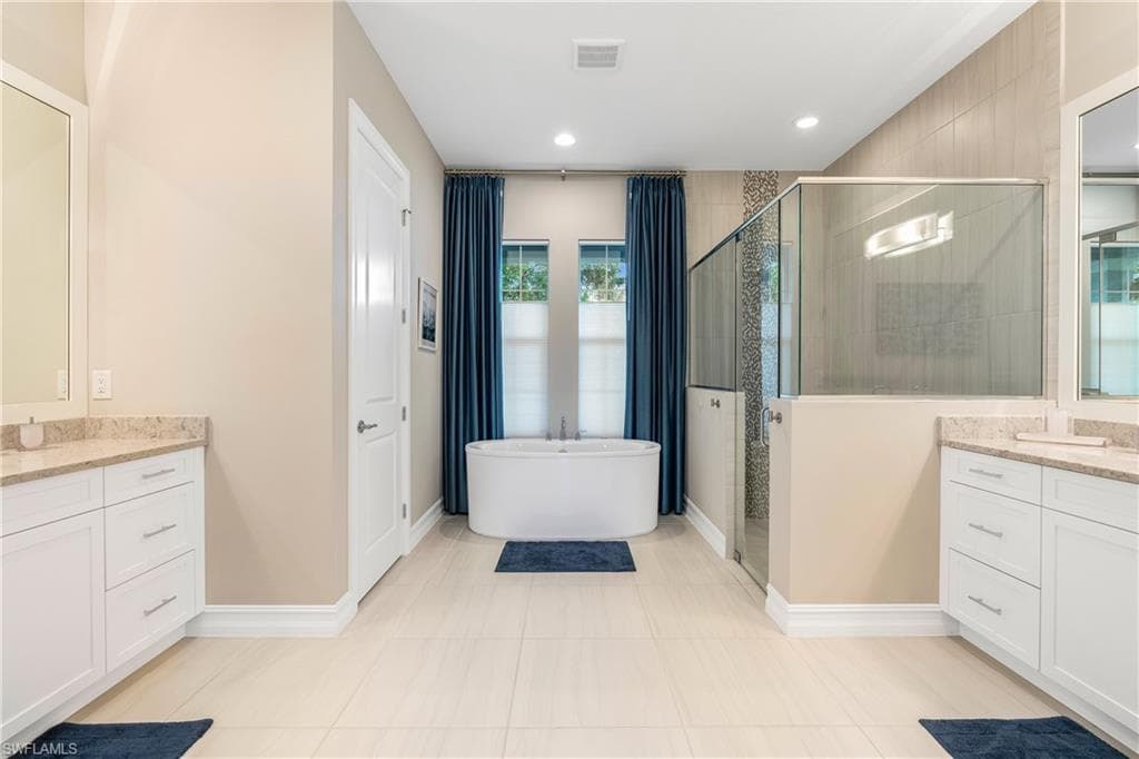 14464 Neptune Ave, Naples, FL 34114-34