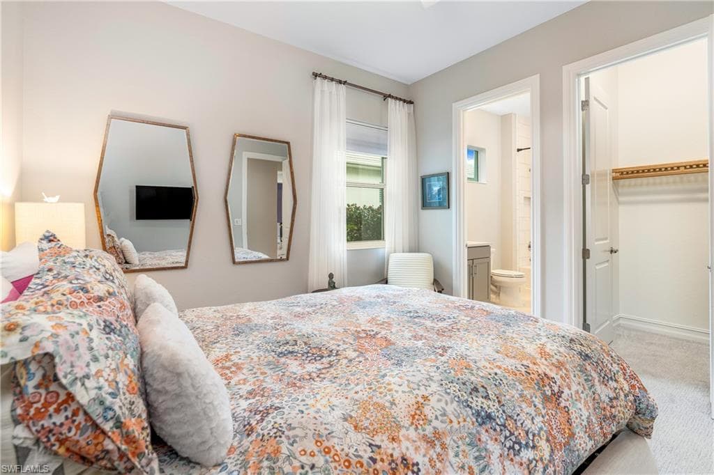 14464 Neptune Ave, Naples, FL 34114-38