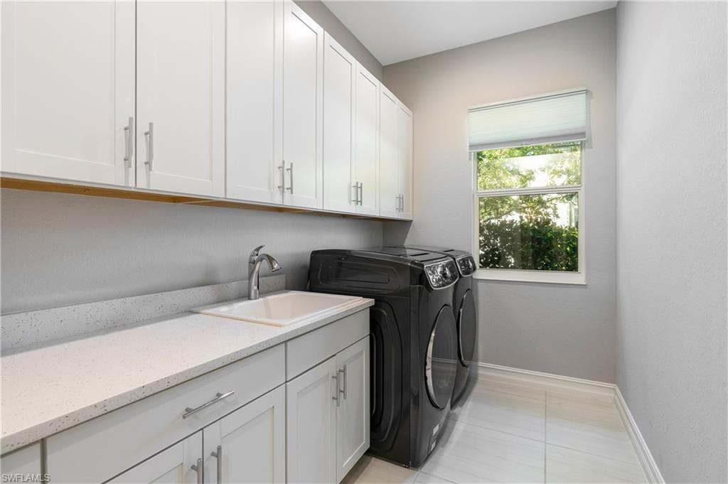 14464 Neptune Ave, Naples, FL 34114-40