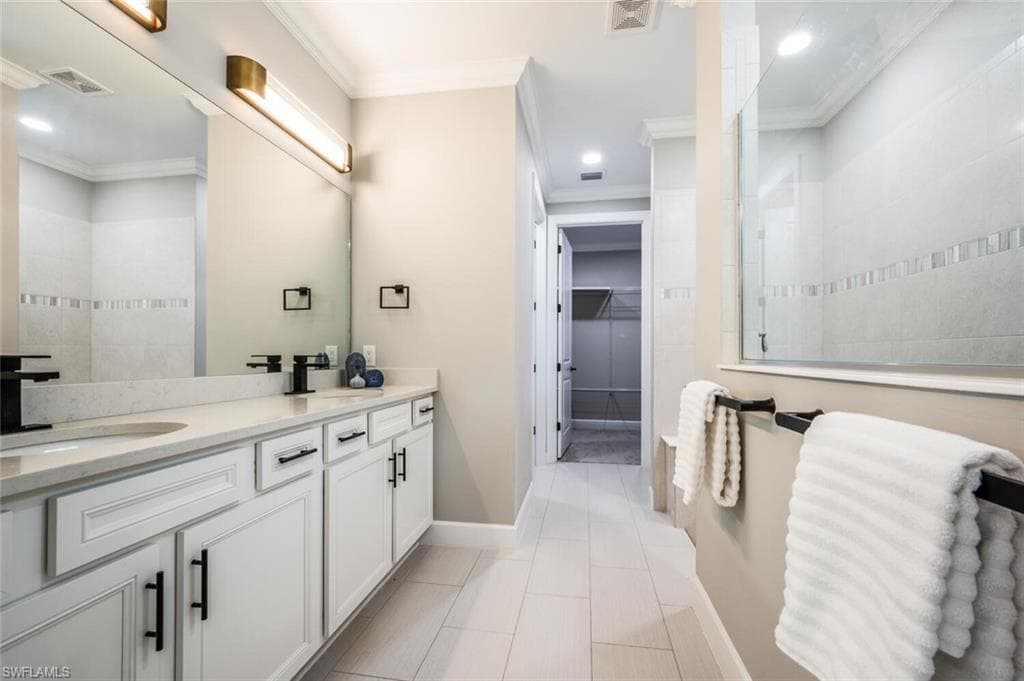 6754 Pennyroyal Dr, Naples, FL 34114-23