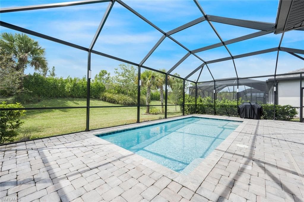 6754 Pennyroyal Dr, Naples, FL 34114-36