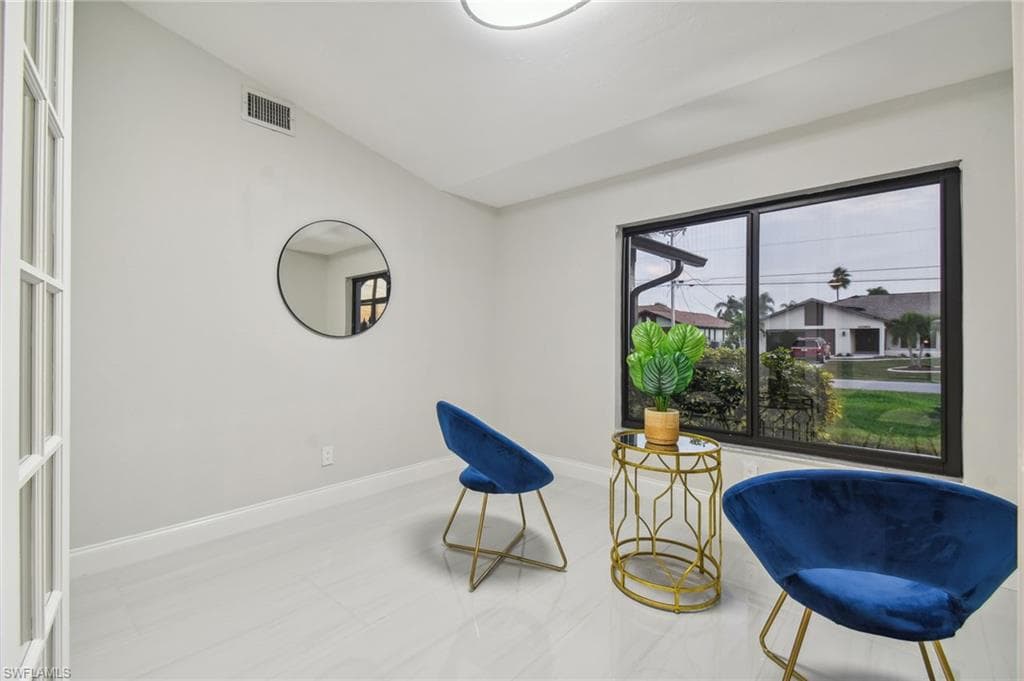 1101 51st Ter, Cape Coral, FL 33914-11