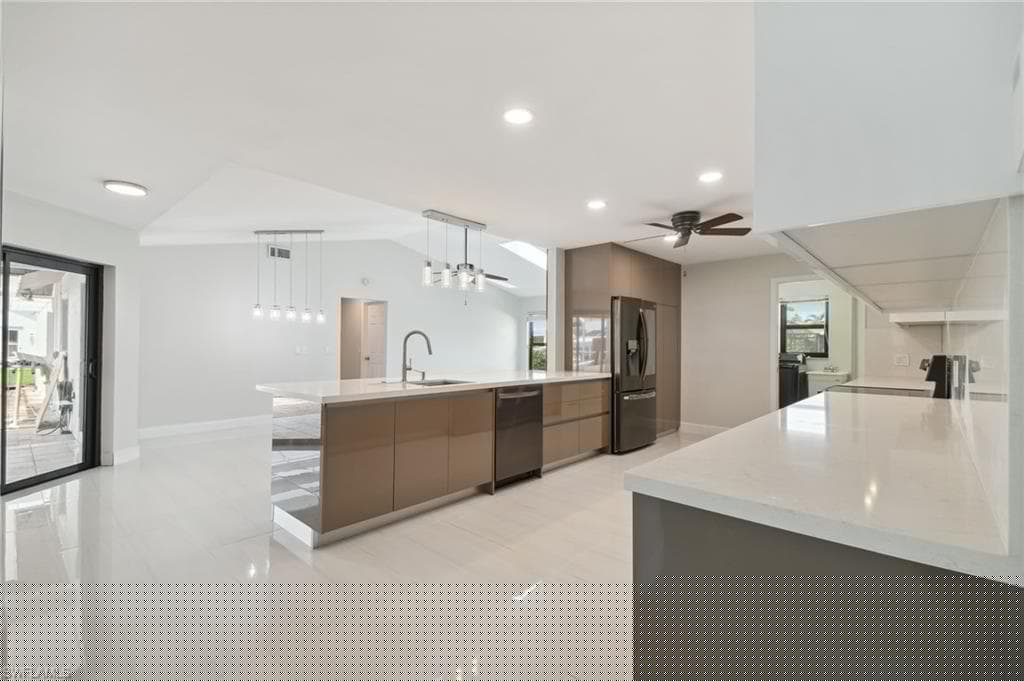1101 51st Ter, Cape Coral, FL 33914-19
