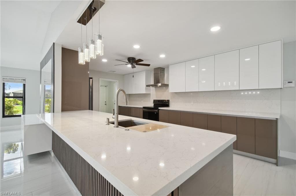1101 51st Ter, Cape Coral, FL 33914-21
