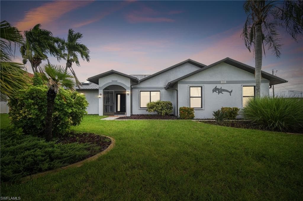 1101 51st Ter, Cape Coral, FL 33914-47