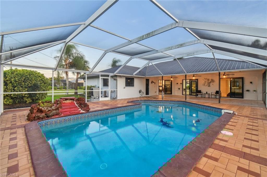 1101 51st Ter, Cape Coral, FL 33914-4