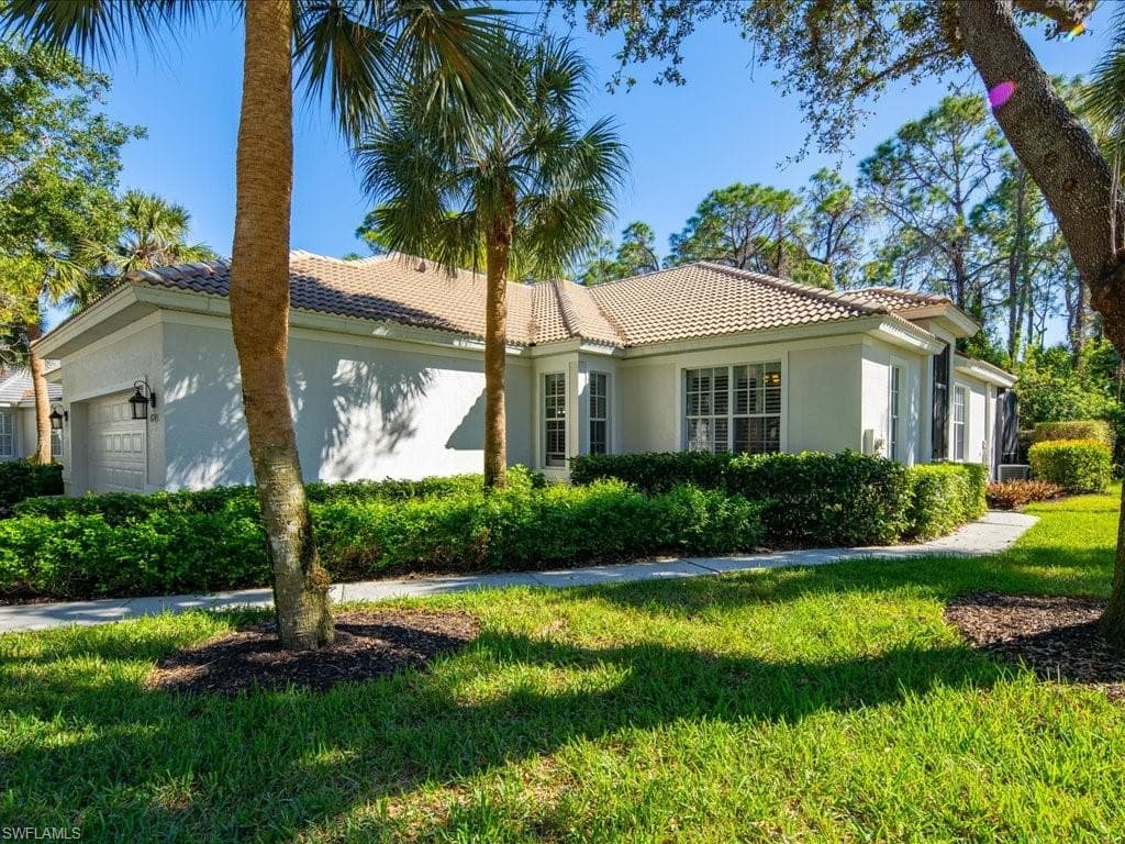 6743 Old Banyan Way, Naples, FL 34109-33