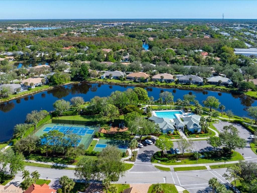 6743 Old Banyan Way, Naples, FL 34109-41
