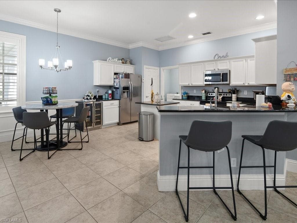 6743 Old Banyan Way, Naples, FL 34109-4
