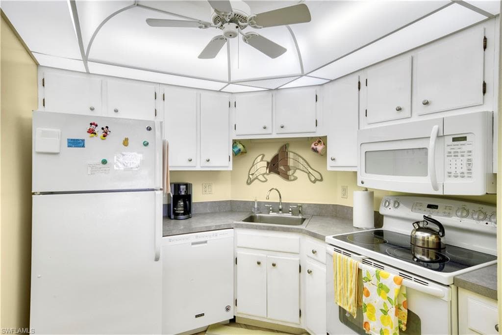 3 Bluebill Ave 808, Naples, FL 34108-15