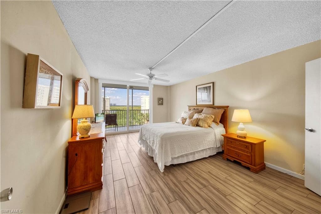 3 Bluebill Ave 808, Naples, FL 34108-16