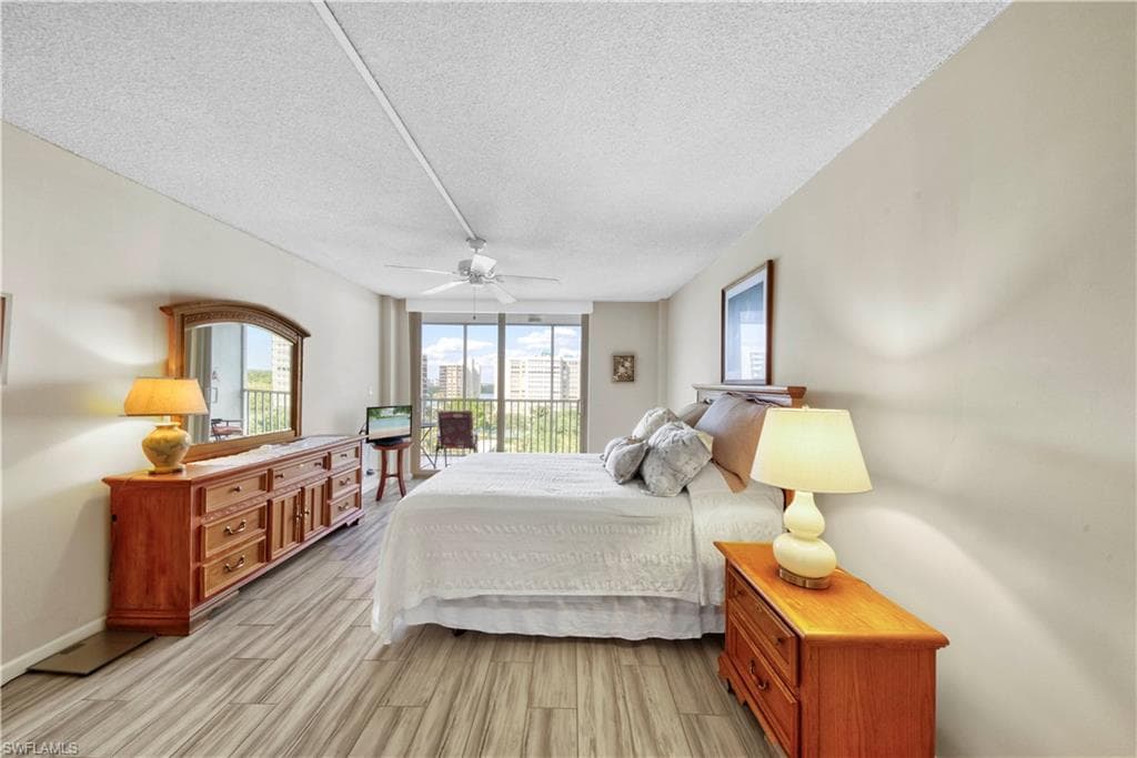 3 Bluebill Ave 808, Naples, FL 34108-17