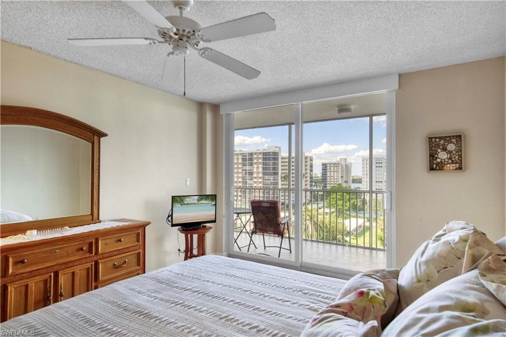 3 Bluebill Ave 808, Naples, FL 34108-21