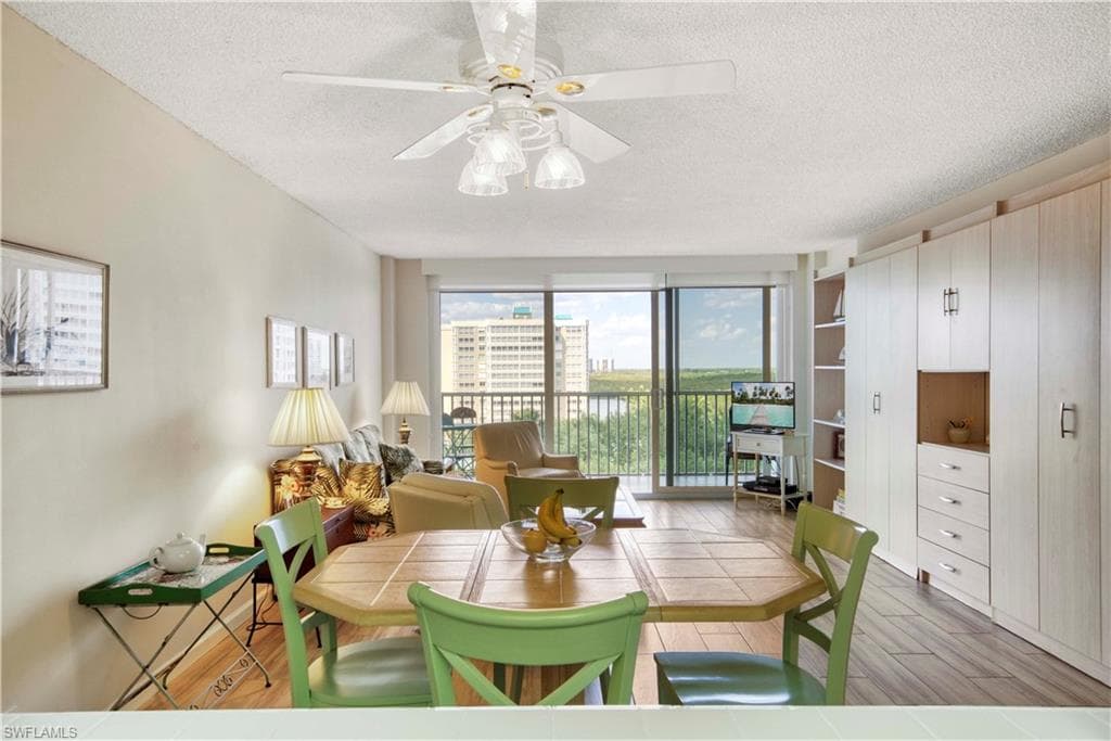 3 Bluebill Ave 808, Naples, FL 34108-6