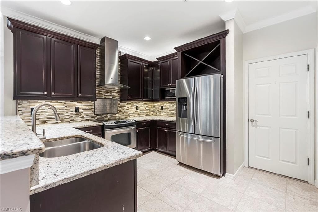 15320 Summit Place Cir, Naples, FL 34119-9