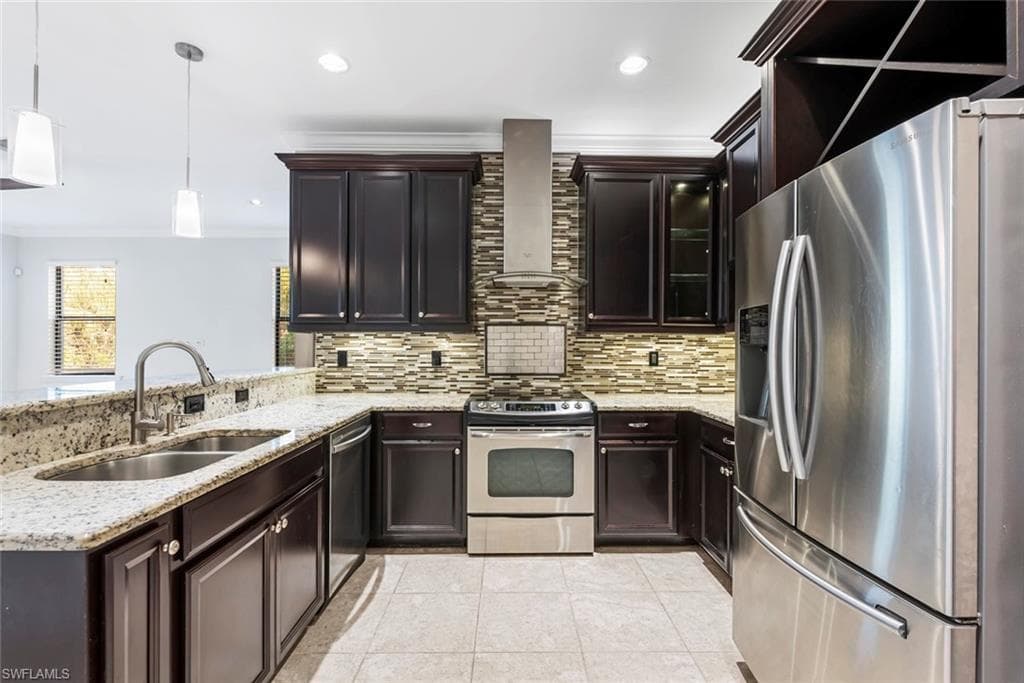 15320 Summit Place Cir, Naples, FL 34119-10