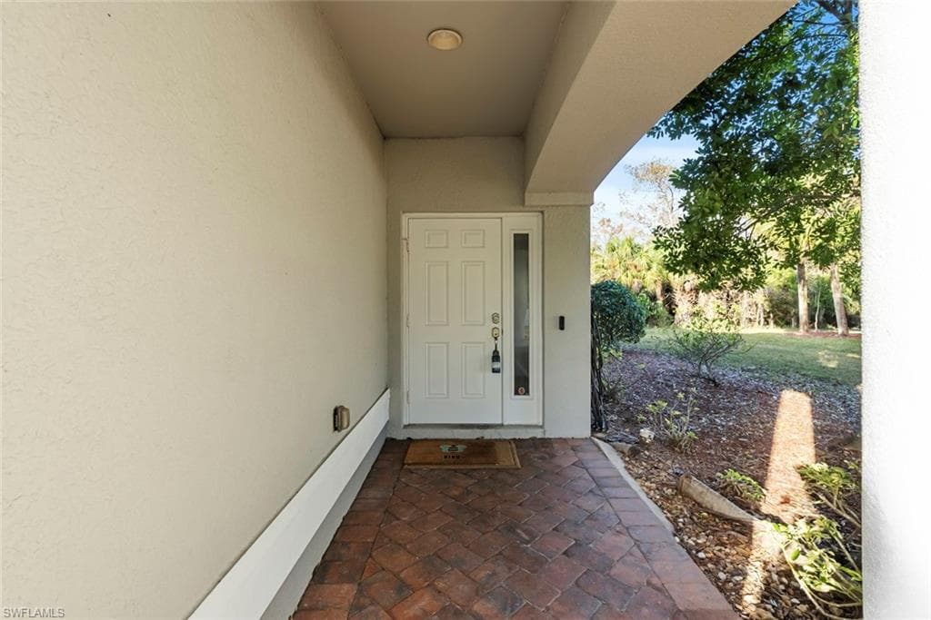 15320 Summit Place Cir, Naples, FL 34119-1