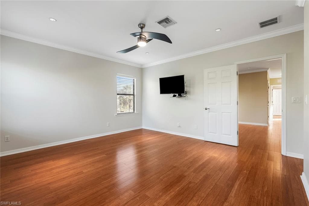 15320 Summit Place Cir, Naples, FL 34119-22