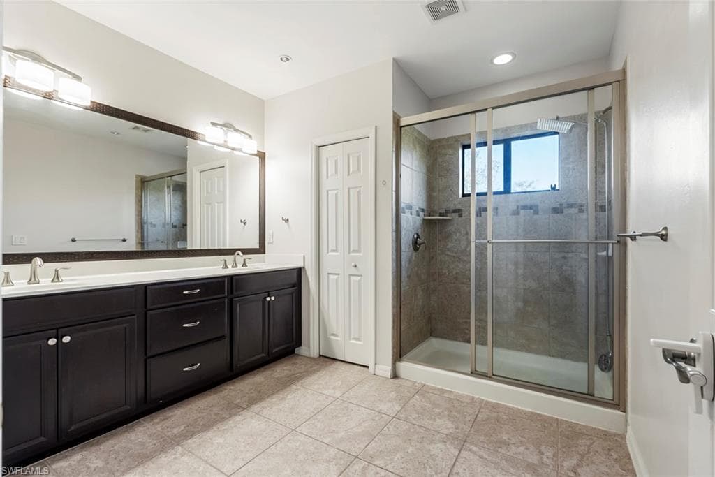 15320 Summit Place Cir, Naples, FL 34119-24