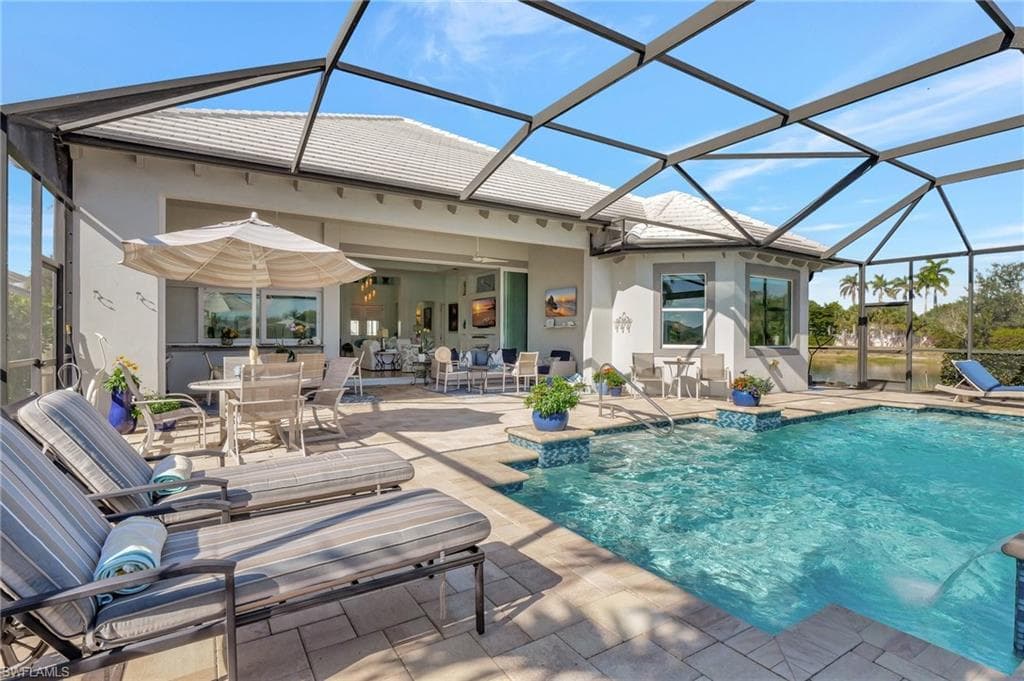 5046 Martinique Dr, Naples, FL 34113-10