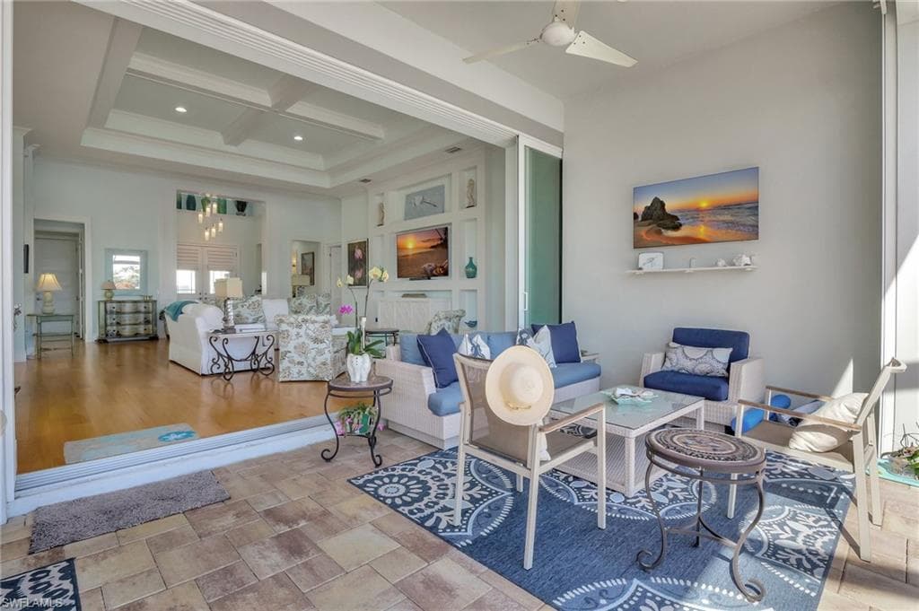 5046 Martinique Dr, Naples, FL 34113-13