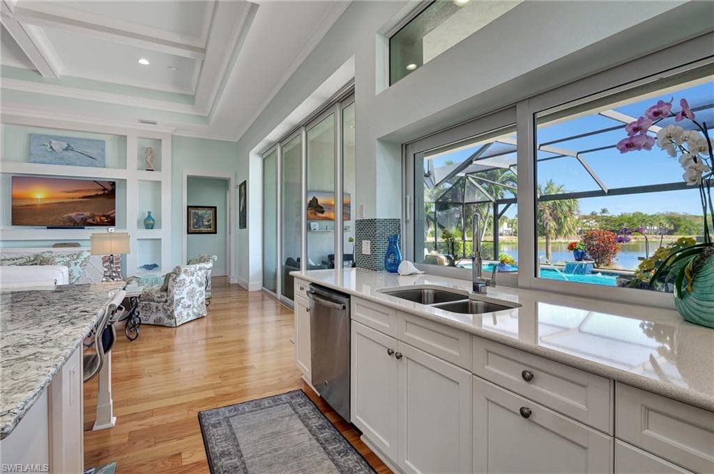 5046 Martinique Dr, Naples, FL 34113-16