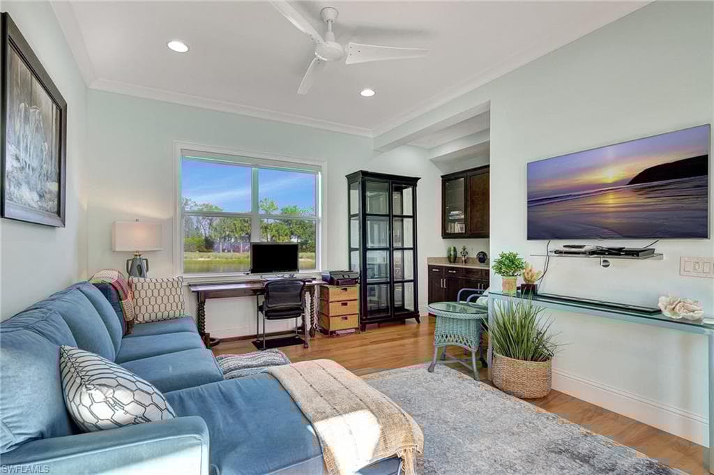 5046 Martinique Dr, Naples, FL 34113-28