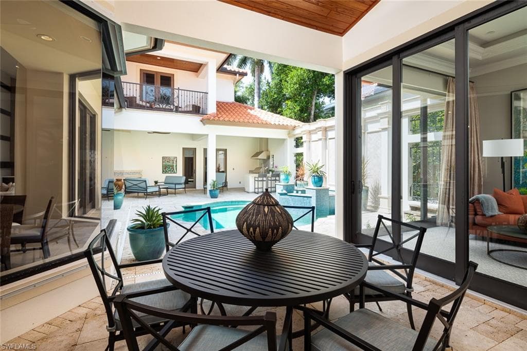 426 13th Ave S, Naples, FL 34102-24