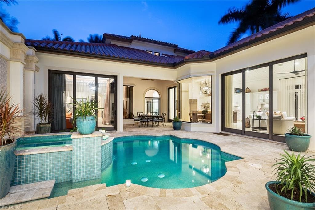 426 13th Ave S, Naples, FL 34102-27