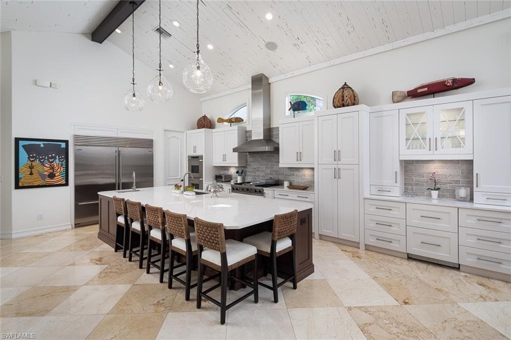 426 13th Ave S, Naples, FL 34102-4