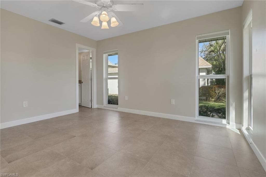 265 Lanchester Ct 39, Naples, FL 34112-16