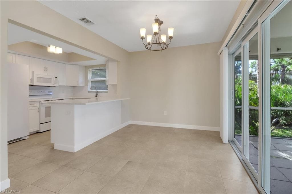265 Lanchester Ct 39, Naples, FL 34112-6