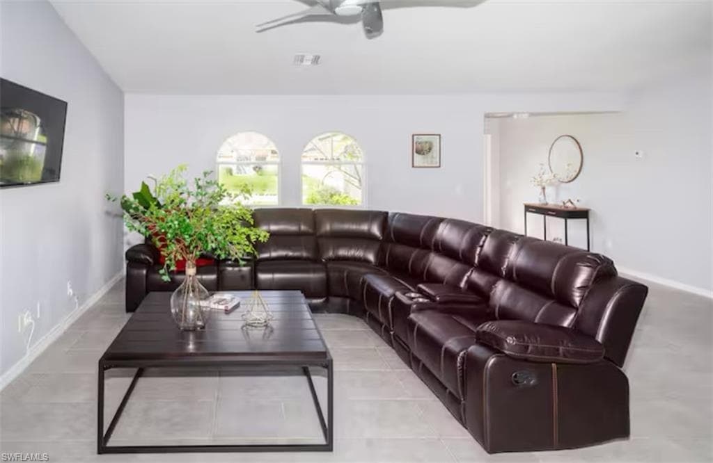 2861 23rd Pl, Cape Coral, FL 33914-11