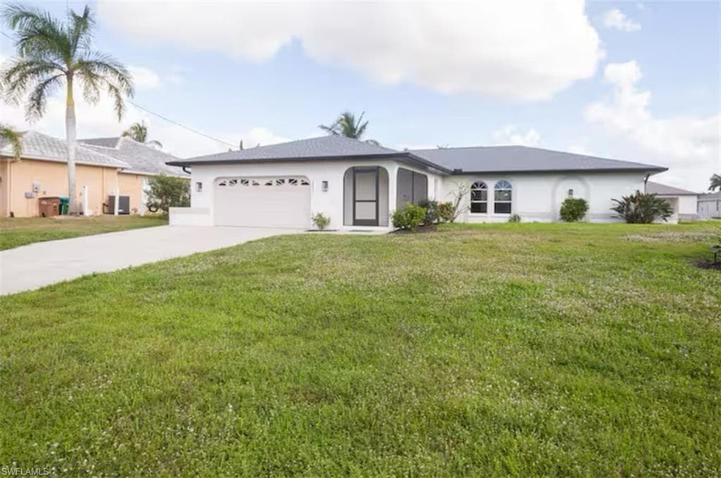 2861 23rd Pl, Cape Coral, FL 33914-4