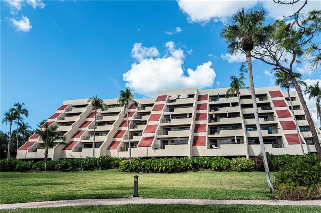 6350 Pelican Bay Blvd B-205, Naples, FL 34108-46