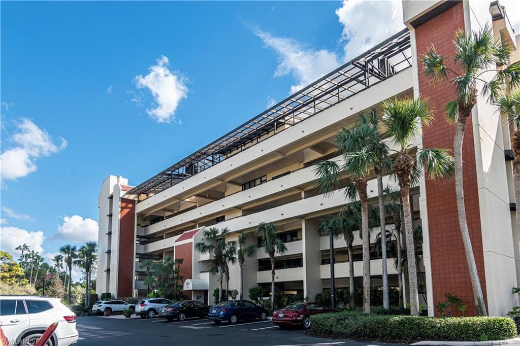 6350 Pelican Bay Blvd B-205, Naples, FL 34108-47