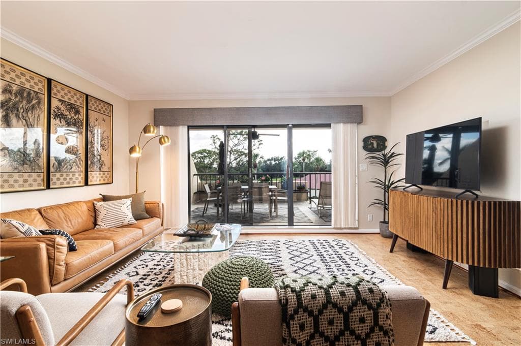 6350 Pelican Bay Blvd B-205, Naples, FL 34108-4