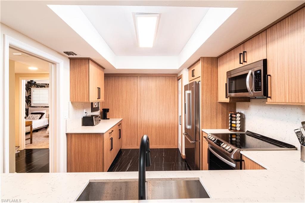 6350 Pelican Bay Blvd B-205, Naples, FL 34108-8