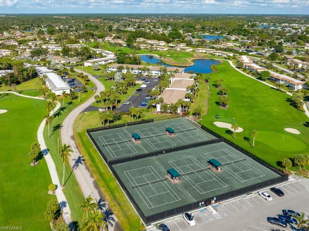 255 Palm Dr 255-2, Naples, FL 34112-25