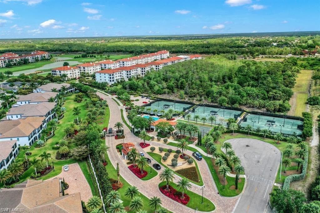16370 Viansa Way 102, Naples, FL 34110-20