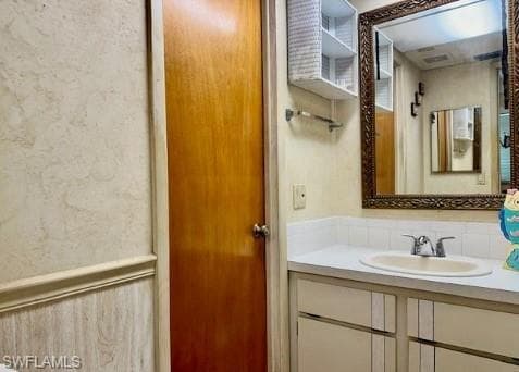 5 Bass Ln 5, Naples, FL 34114-19