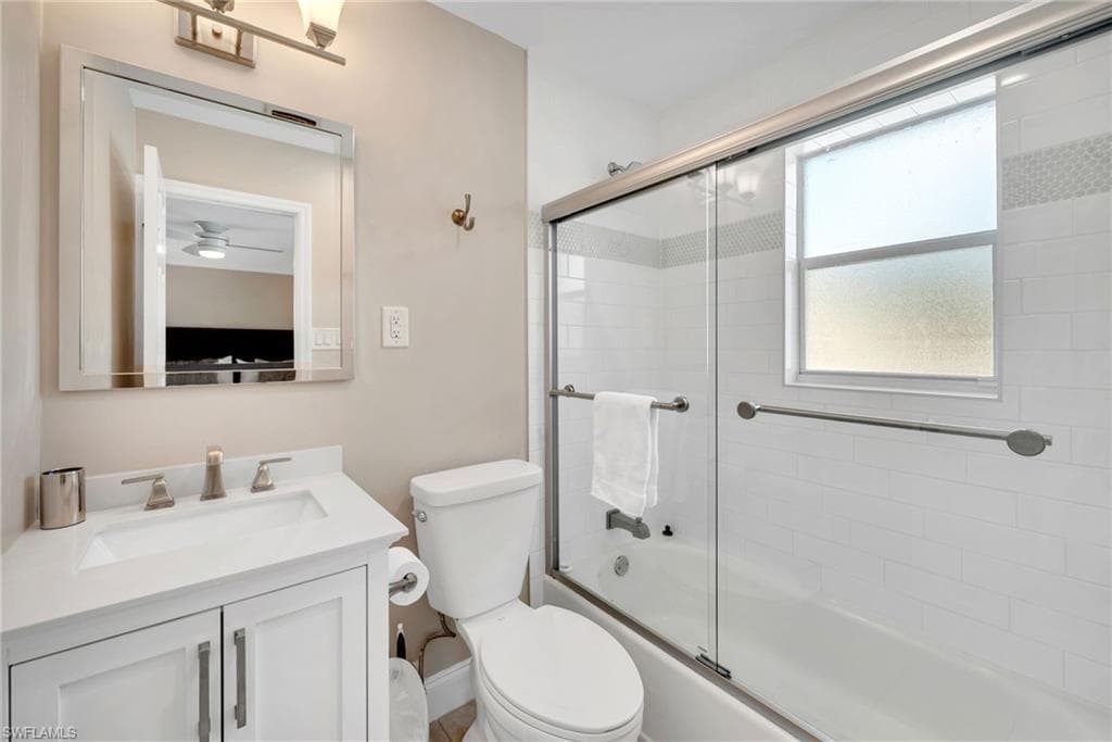 759 102nd Ave N, Naples, FL 34108-17