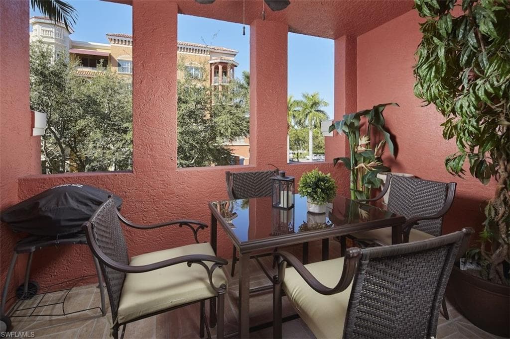 401 Bayfront Pl 3202, Naples, FL 34102-15