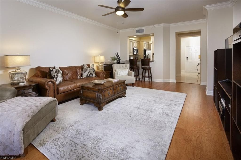401 Bayfront Pl 3202, Naples, FL 34102-5