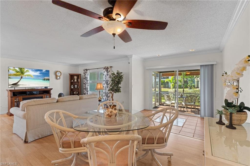 4263 Island Cir 3, Fort Myers, FL 33919-6