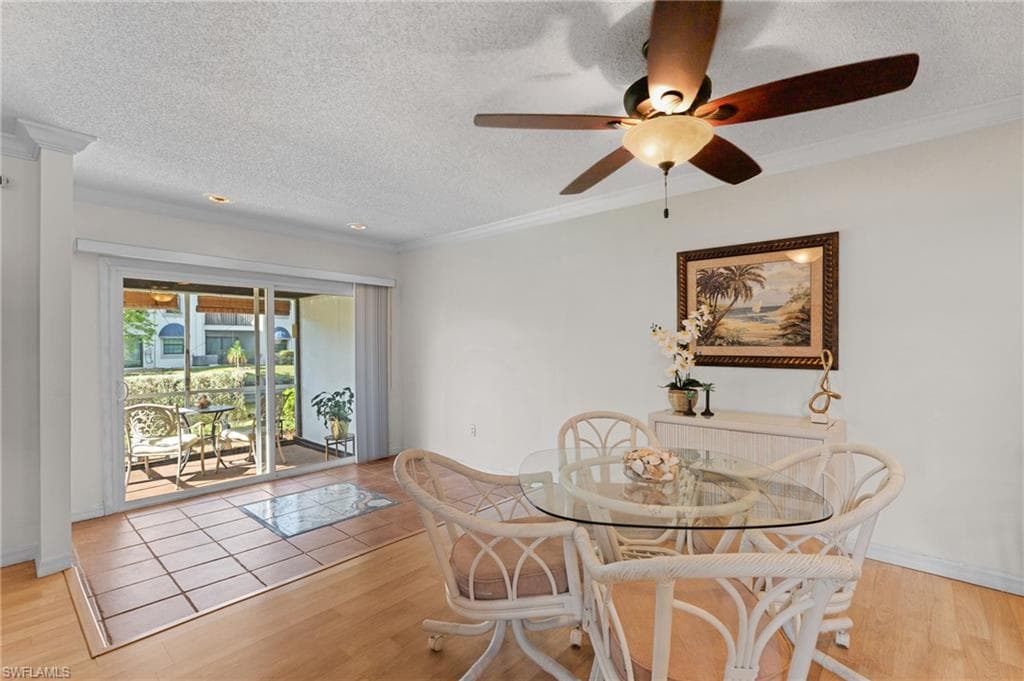 4263 Island Cir 3, Fort Myers, FL 33919-7
