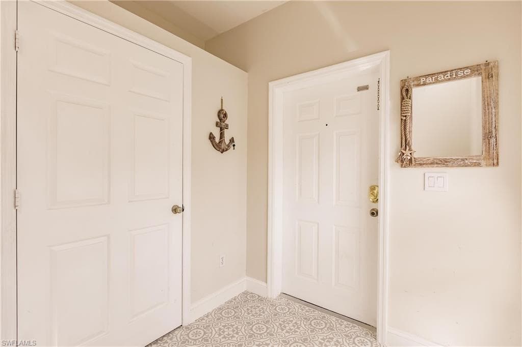 4950 Deerfield Way D203, Naples, FL 34110-9