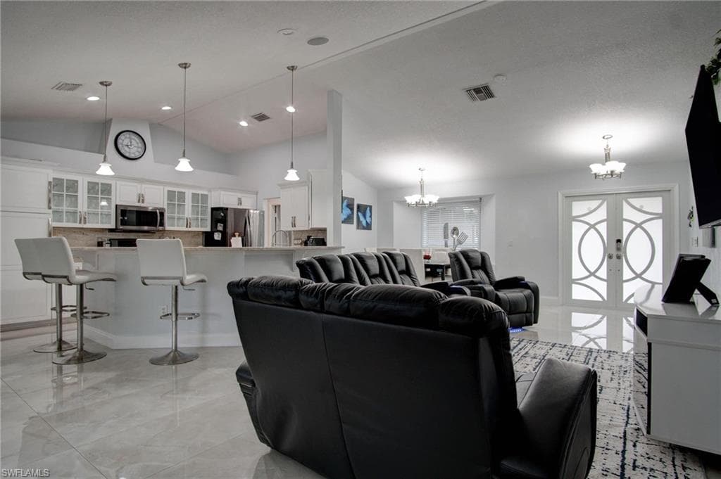 1885 Desoto Blvd N, Naples, FL 34120-15